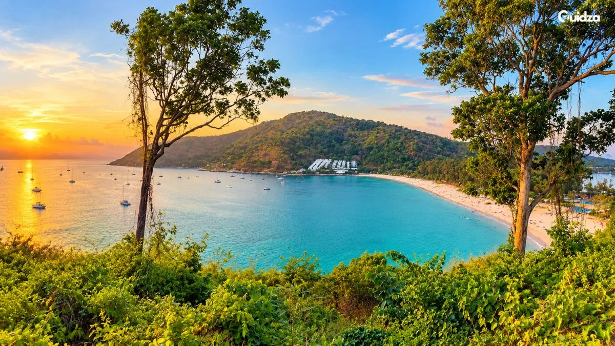 Nai Harn Beach